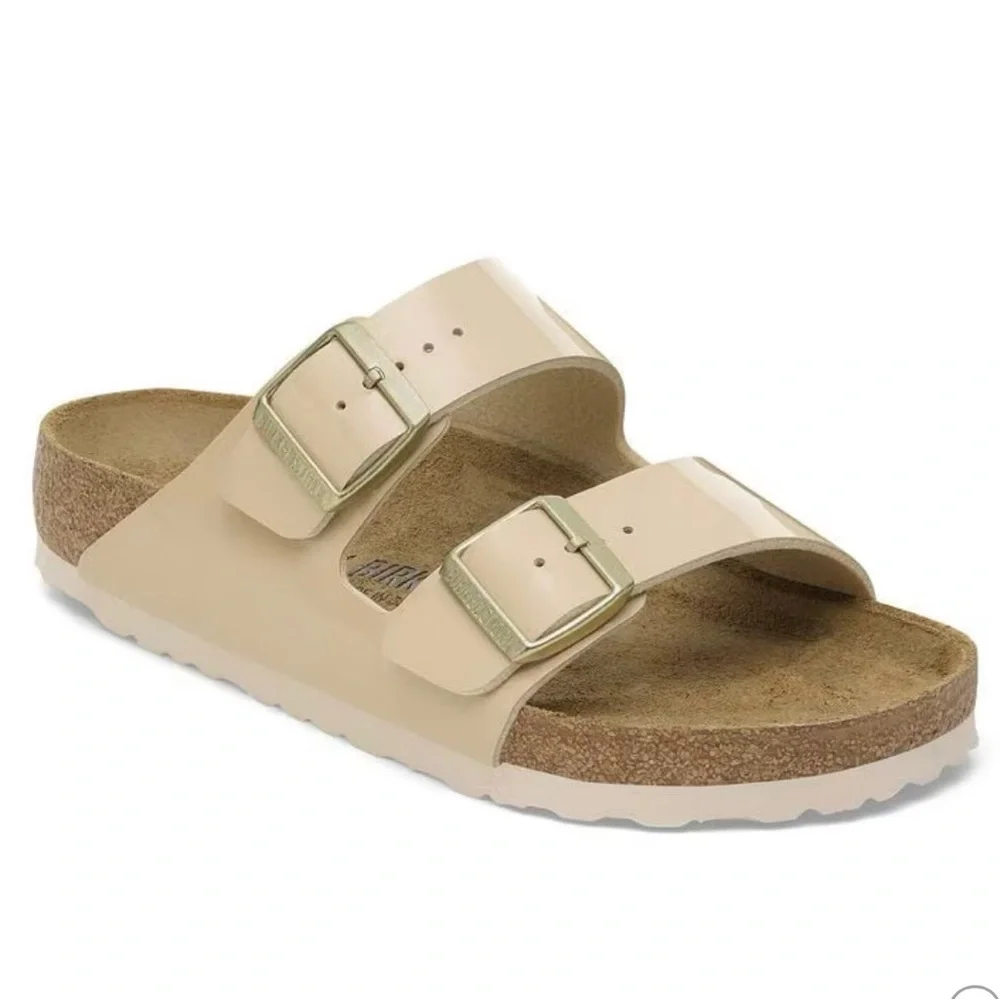 Birkenstock Arizona High Shine in Sand - Picture 10 of 11